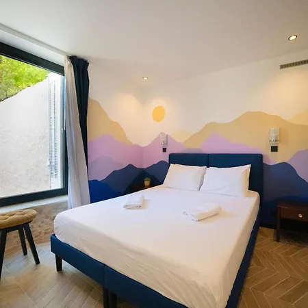 Apartment Roma Divine Cinema Et Jardin Nimes