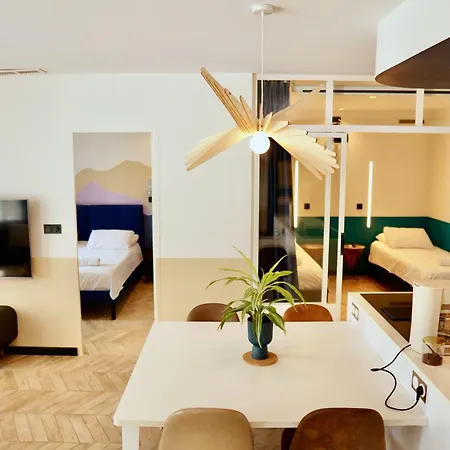 Roma Divine Cinema Et Jardin 아파트