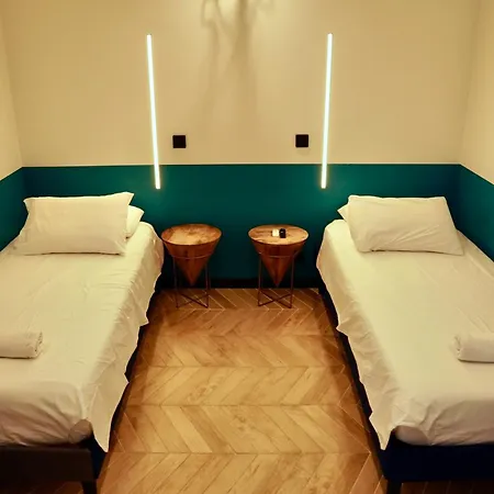 Roma Divine Cinema Et Jardin דירה *