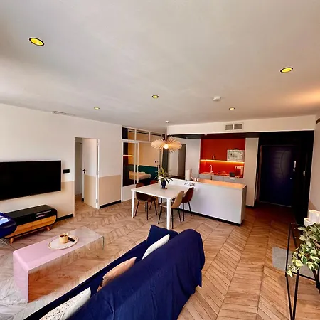 Roma Divine Cinema Et Jardin 아파트 *